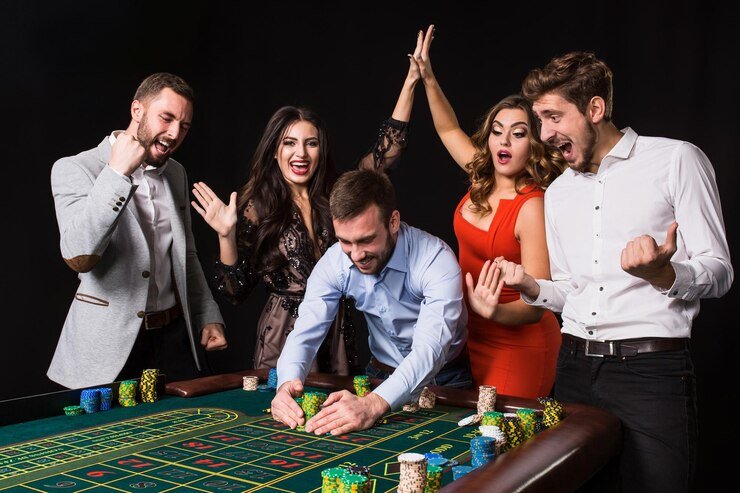 Aplikasi BRI dan extrabet berdampingan di layar Android